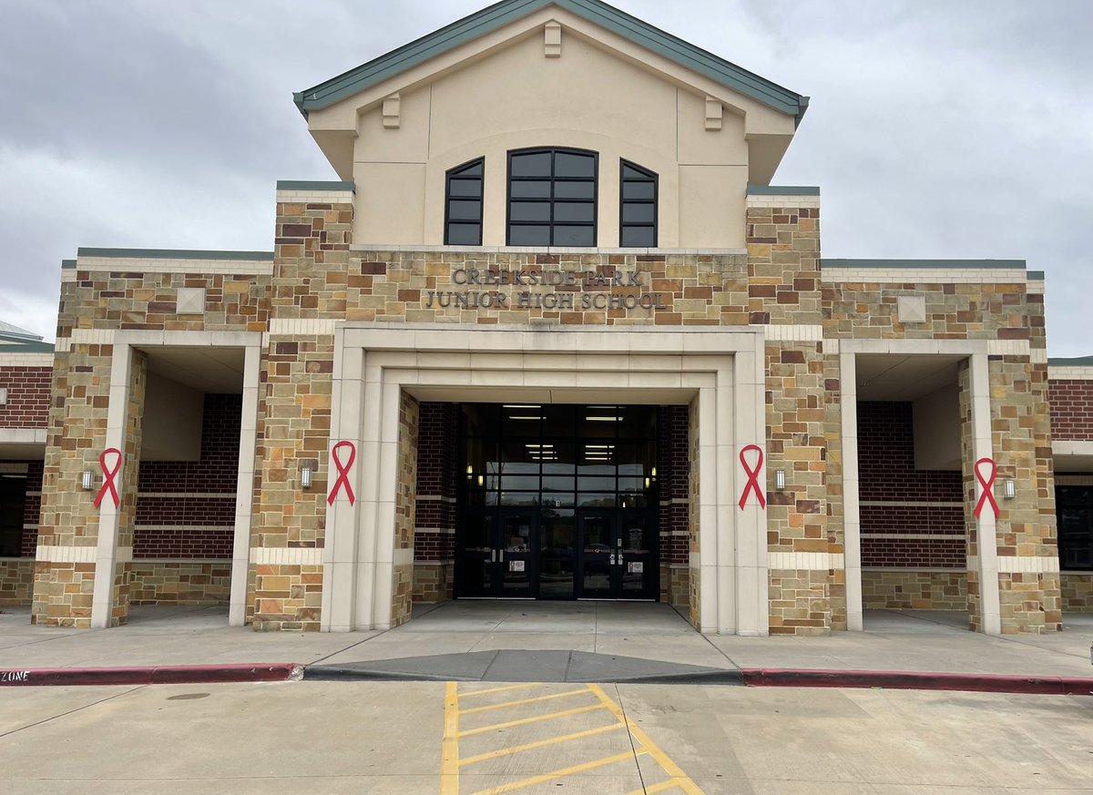 BrandiHalverson's tweet photo. Huge shout out and Thank you to our @CPJH_PTO for all your help and support during #RedRibbonWeek2022 @TISDCPJHS appreciates you!!! @TomballISD #knowyourimpact @redribbonweek #CelebrateLifeLiveDrugFree #RedRibbonWeek #RedRibbonWeek2022 
#Prevention #DEA #DrugFree https://t.co/wxRvxSVY6v