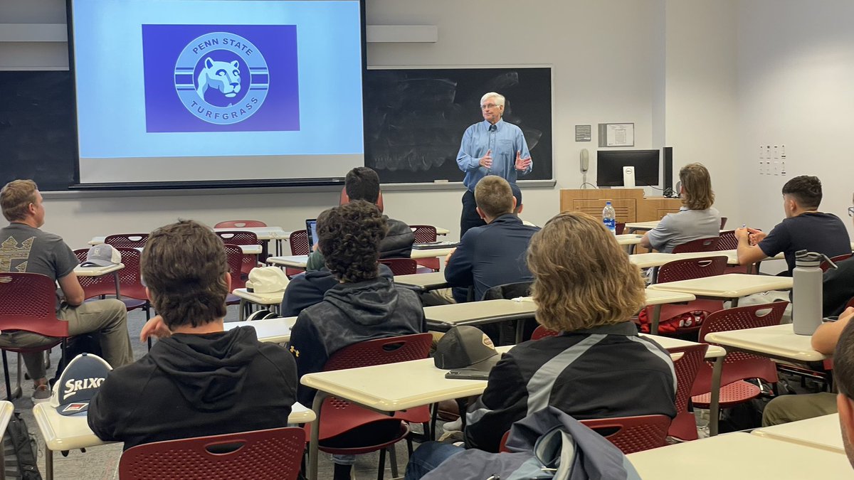 So awesome to have <a href="/MattSha20619144/">Matt Shaffer@IlikemyturfDRY</a> at the <a href="/PSUTurfClub/">Penn State Turf Club</a> meeting tonight. No PowerPoints. Just a story and a discussion. I hope these students know remember how special tonight was for them.