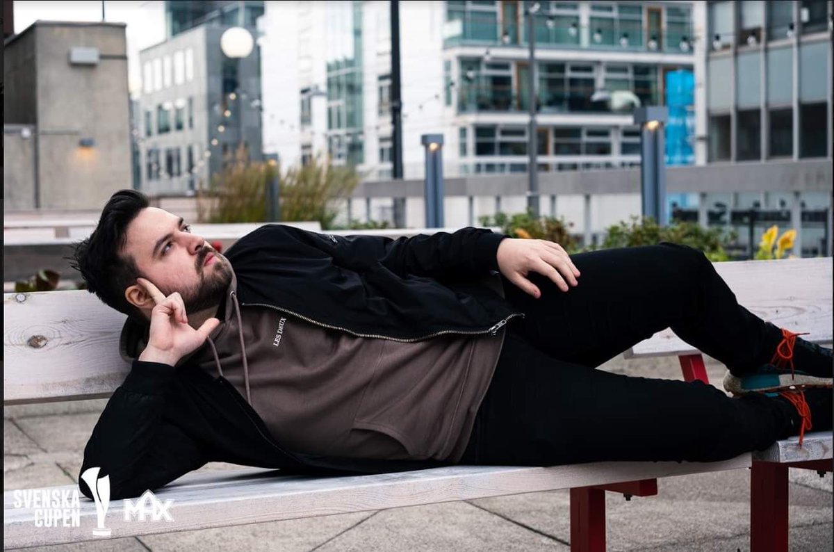 Max Lindkvist tweet media