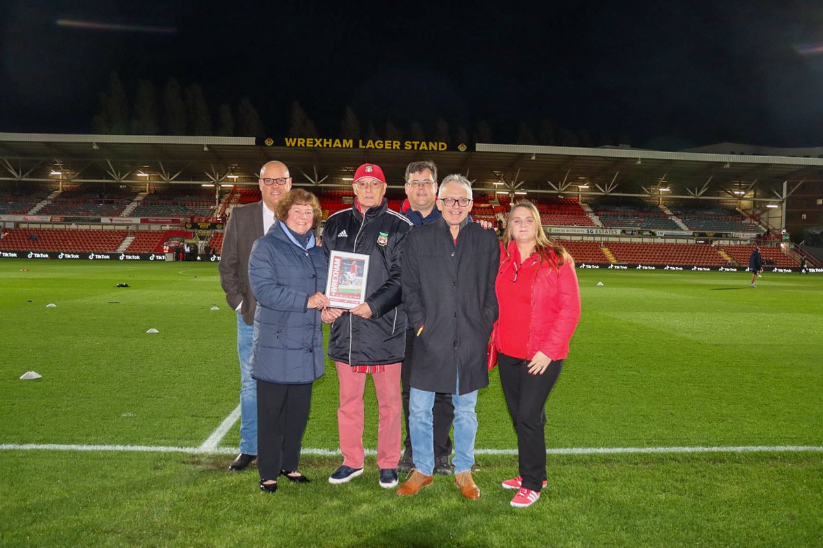 Thank you to our programme sponsor, <a href="/WBEnvironmental/">WBE ♻️</a> for your continued support of the Football Club!

🔴⚪ #WxmAFC