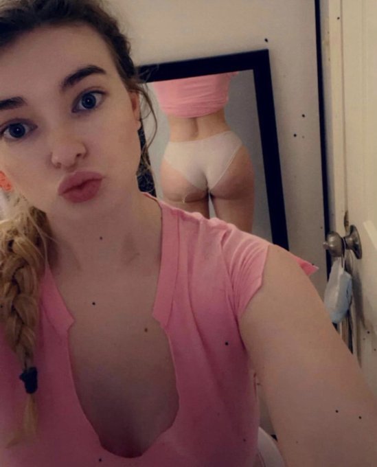 Can I send you selfies? ? https://t.co/w92tC7pl62