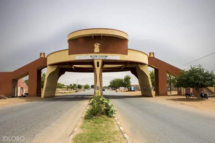 katsinapost's tweet photo. Farfesan da ya zana taswirar Kofar Kwaya Da Kofar Shigowa Katsina Ya Rasu
https://t.co/5FzHsSdczq https://t.co/RkrdBJKze7