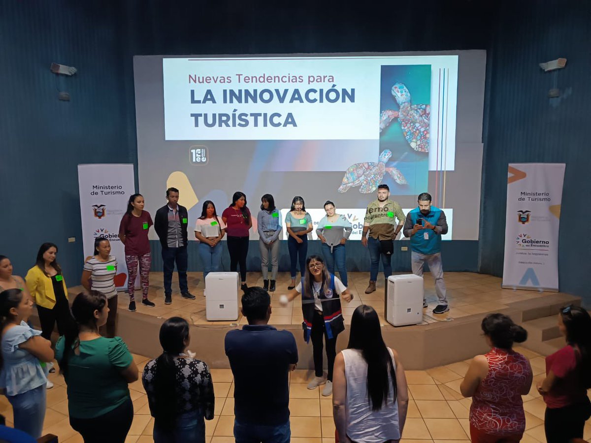 CapturNapo's tweet photo. Iniciaron en #Napo las jornadas de capacitación de @TurismoEc con los talleres presenciales #Bootcamps, el objetivo es fortalecer las habilidades y competencias de los prestadores de servicios de acuerdo a las nuevas tendencias y requerimientos del mercado. https://t.co/GycO4uI05z