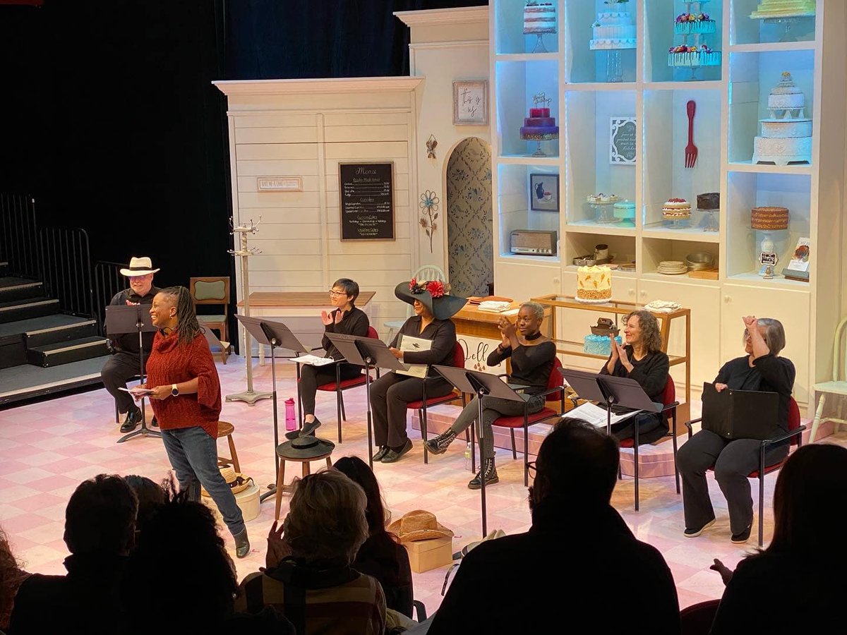 GPTCNebraska's tweet photo. Thanks to all involved in the reading of BURIED PHOENIX by local playwright Laura Leininger-Campbell (EMINENT DOMAIN), directed by Amy Lane of @CreightonTHR and hosted by @OmahaPlayhouse on the set of CAKE https://t.co/EeDO0pX1QJ
