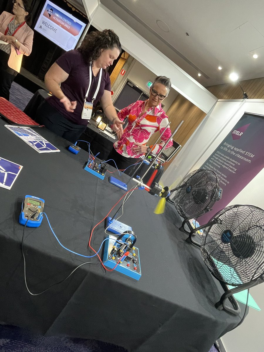 Tian (@tian_in_can) on Twitter photo Learning about sustainable energy with the <a href="/STELRproject/">STELR Project</a> kits! A good breeze also generates some handy electricity 💡💡💡 #ATSEActivate Learning about sustainable energy with the <a href="/STELRproject/">STELR Project</a> kits! A good breeze also generates some handy electricity 💡💡💡 #ATSEActivate