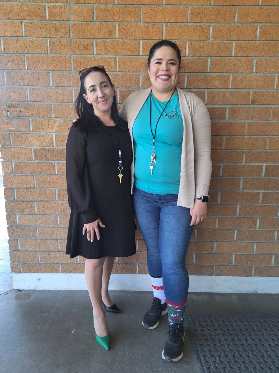 COA_middle's tweet photo. Red Ribbon Week @ COA Middle!
Day 2: Mix&Match
#redribbonweek #coa_middle #coa_school #gcc_charters #gcc20yearsofimpact https://t.co/ZhHN3VoVRZ
