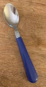 Anyone else team teaspoon? You will never find me eating with a tablespoon or soup spoon by choice.

Cereal ✅
Soup✅
Ice cream ✅
Yoghurt✅ 

Keep your big spoons away from me 😂