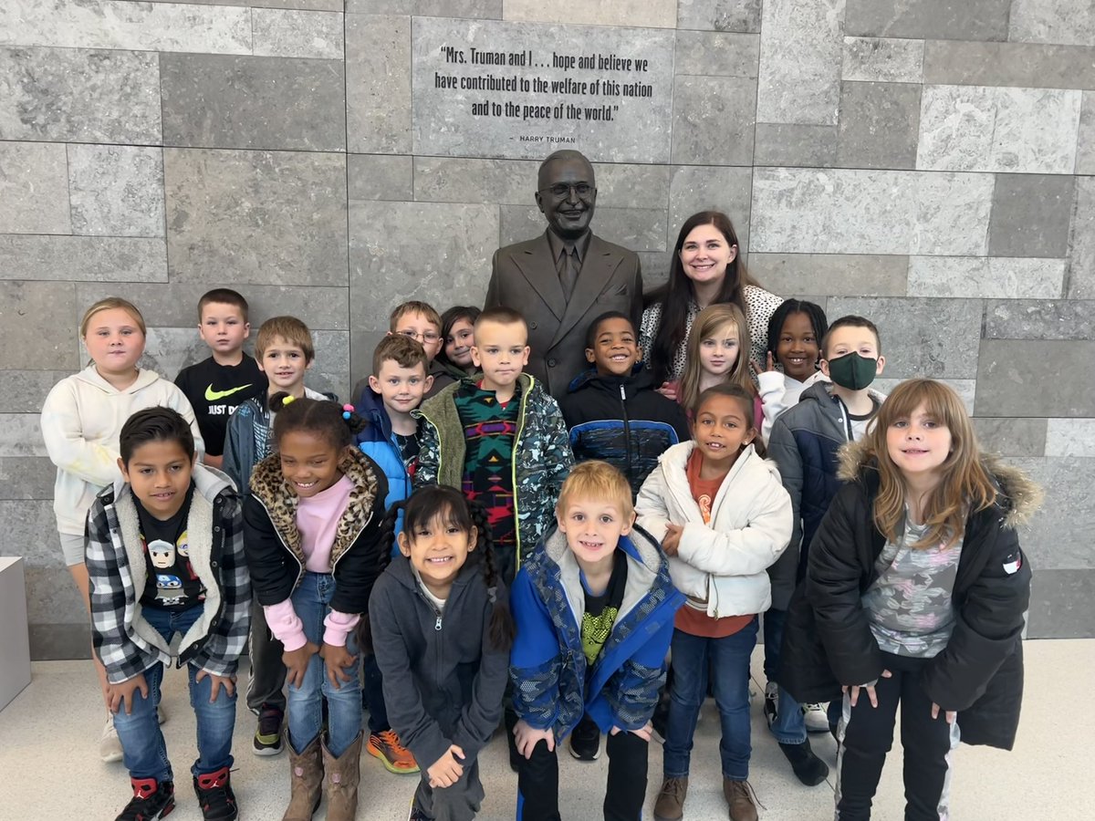 2nd grade learning at the Truman Museum this morning! #isdstrong