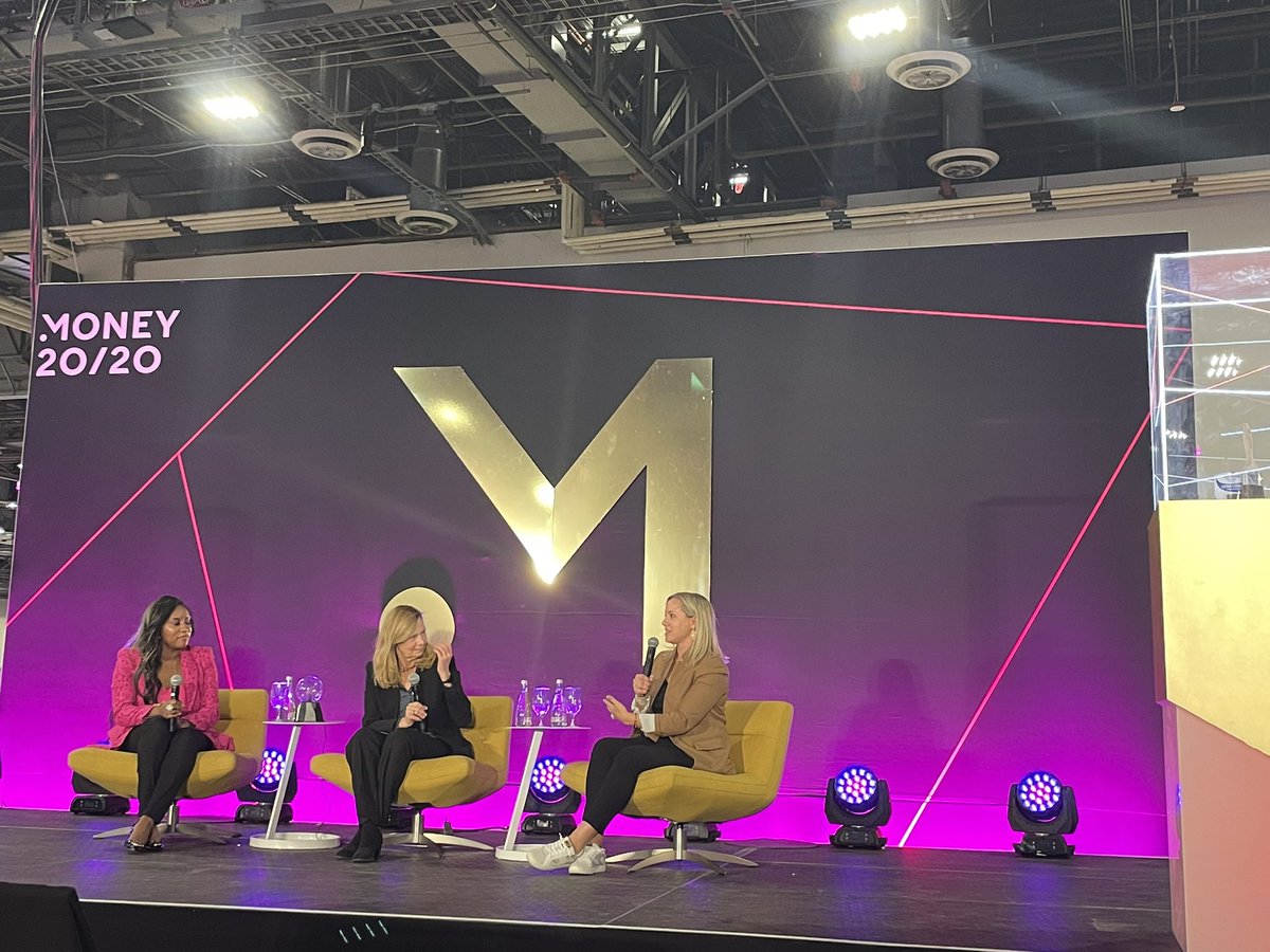 A++ session on the evolution of the CMO at this year’s <a href="/money2020/">Money20/20</a> conf. Great to hear from <a href="/Flywire/">Flywire</a>’s own <a href="/allisonbmacleod/">Allison B. MacLeod</a> and co-panelists.