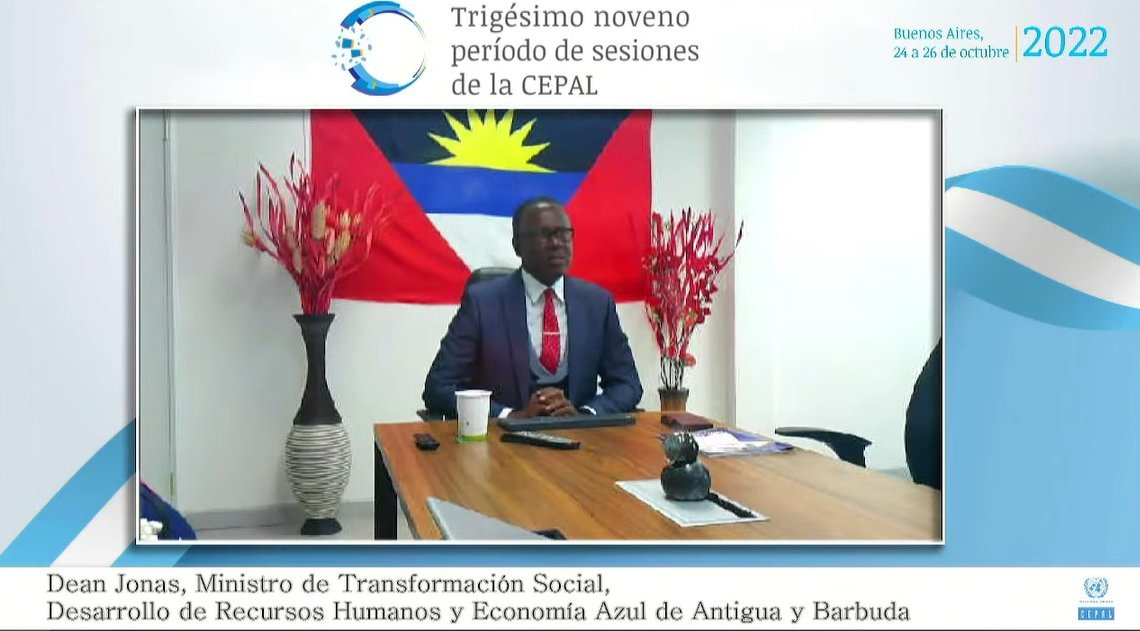 eclac_un's tweet photo. On the second day of #SESeclac2022, Minister @DeanJonas of @antiguagov reported on the activities carried out in the framework of the Regional Conference on #SocialDevelopment in #LatinAmerica and the #Caribbean, a subsidiary body of #ECLAC. https://t.co/5Ftp7SbyeK https://t.co/nRP6Z8SPEv