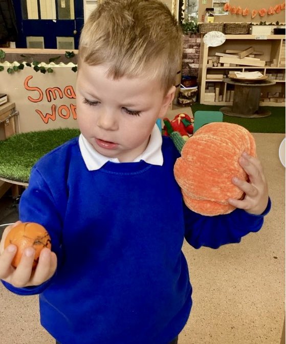 markhamrec's tweet image. Imagination,creativity,hands on learning and curiosity 🎃 Reception always strives to follow our school motto by ‘Making the Most of Every Day’ #earlyyearsteaching #risecurriculum #inquirephase #nurturedandinspired 😀😊😃😄😁