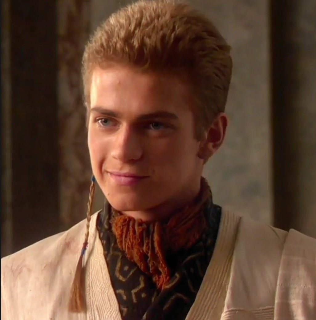 comfortskyguy's tweet image. 🙄                                                 🙂