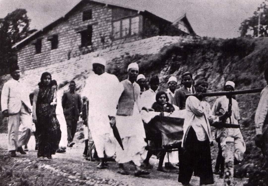 Jawaharlal Nehru seeing off Kamala Nehru at Bhowali when she left for Europe for medical treatment , 1935. #JawaharlalNehru. #KamalaNehru.