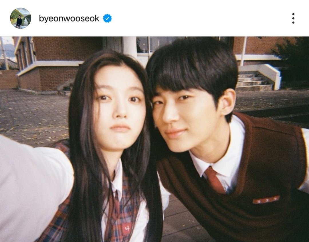 yoojbyul's tweet photo. The way he made space on his feed for his photos with youjung only, no other 😭🥺🥹

#KimYooJung #ByeonWooSeok #20thCenturyGirl #KimYouJung https://t.co/ohoOmEa0MR