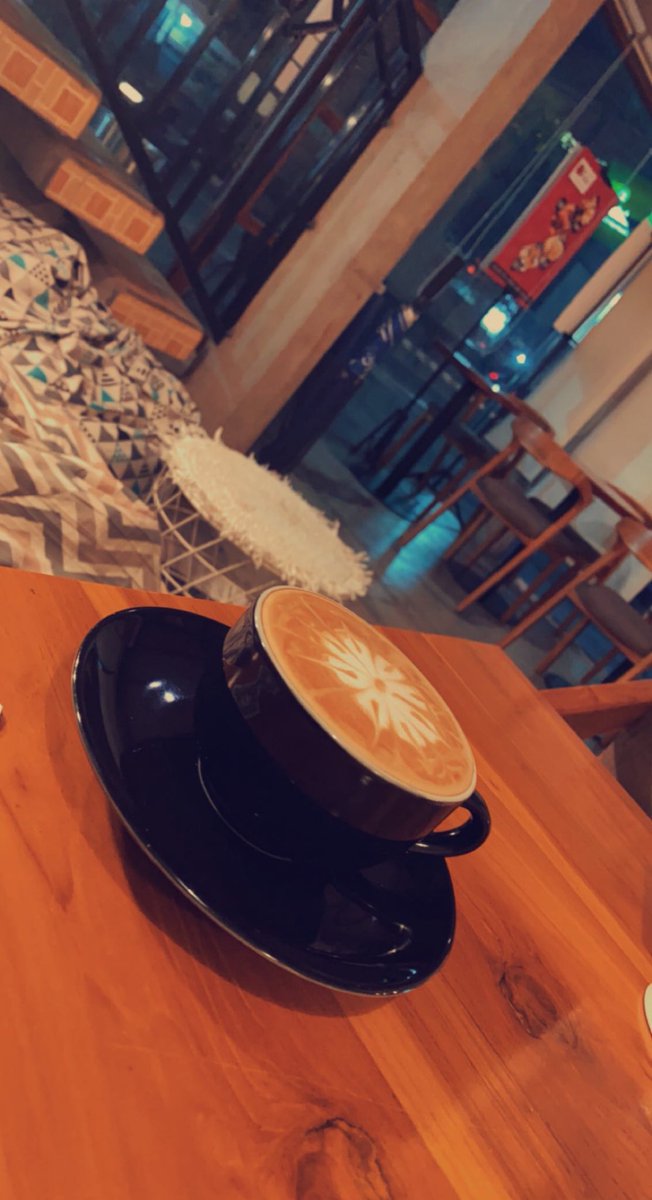 لاخيرَ في مشاعر لا يخالطها الأمان مهما كانت عميقة🌼