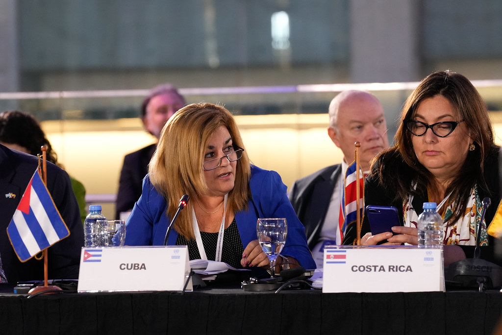 Tuve la oportunidad de expresar el compromiso de #Cuba con la #Agenda2030, la cooperación solidaria, el multilateralismo y la integración. Signifiqué q el #Bloqueo es el principal obstáculo para nuestro desarrollo🇨🇺 en #PSEScepal2022 <a href="/cepal_onu/">CEPAL</a> en #Argentina