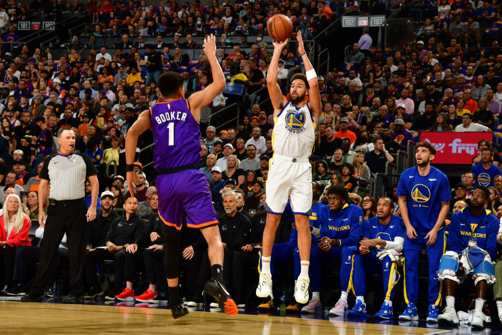 ESPNInsights's tweet photo. Warriors guard Klay Thompson shot 0-for-4, including 0-for-3 from 3-point range, with Devin Booker as his primary defender tonight before his first career ejection. https://t.co/04Wi30FHCB