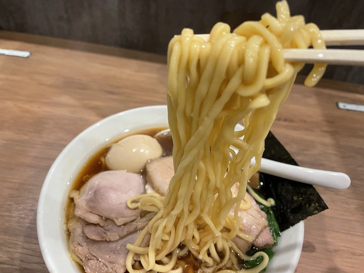 104ishizaka's tweet photo. 俺の鉄板！

三番ホルモンで極上ホルモン

からの小烏丸で〆の逸杯｡

完全優勝🏆

#sanhorunew 
#mengarasu 
#gummer https://t.co/7y7X04K8AE