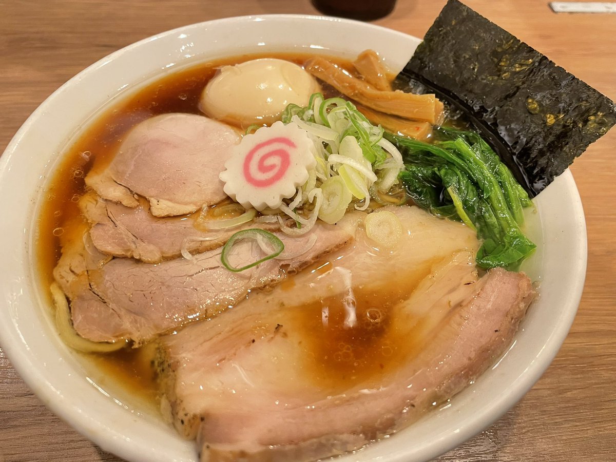 104ishizaka's tweet photo. 俺の鉄板！

三番ホルモンで極上ホルモン

からの小烏丸で〆の逸杯｡

完全優勝🏆

#sanhorunew 
#mengarasu 
#gummer https://t.co/7y7X04K8AE