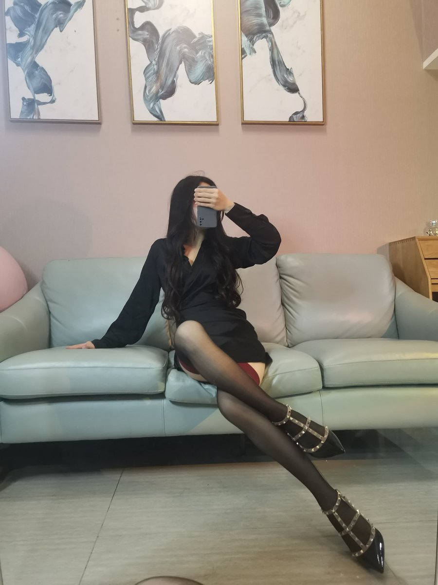 hefeinvwang's tweet photo. 合肥的🐶呢，点个赞，让我看到你。#合肥女王 https://t.co/3MvqfX9RVA