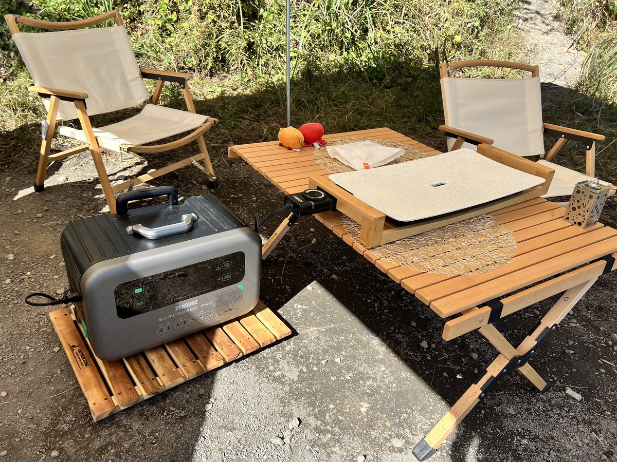 misotabi's tweet photo. 最強ポタ電で
キャンプdeホットプレート🥩
#zendure
#superbasepro https://t.co/4EyqKlOhRf