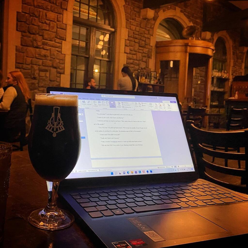sarahjoydrop's tweet photo. Working on a new project ❤️ It took me a while to find inspiration again, with mom-ing, working full-time, pandemic life, and moving from Wisconsin to Nova Scotia, but it came together about 2 weeks ago on a drive to Lunenburg after a trip to Celtic Colo… https://t.co/nDyvHCoHxt https://t.co/1iJmRBbTcW