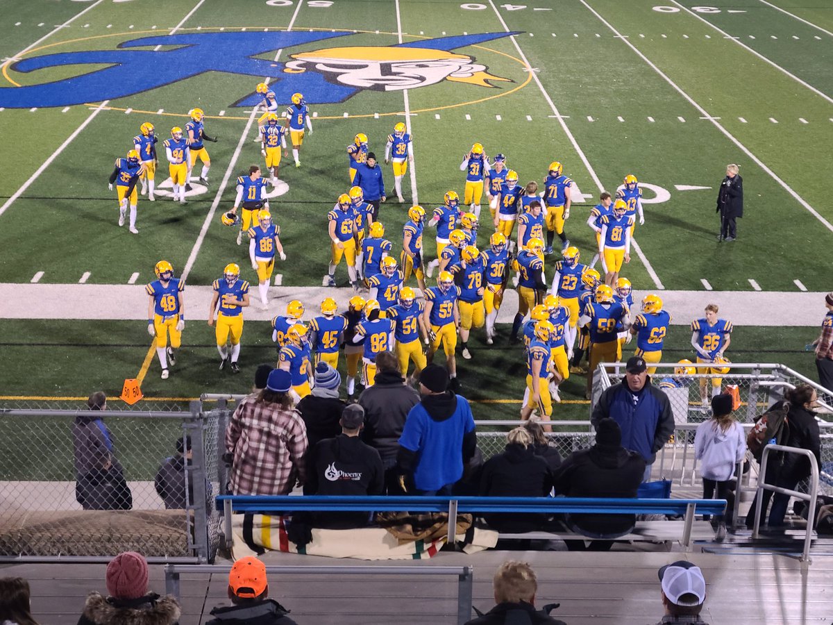 tucksports's tweet photo. ALMOST. GAMETIME. #RAIDERS #3AAAAA https://t.co/dFHn1v053o
