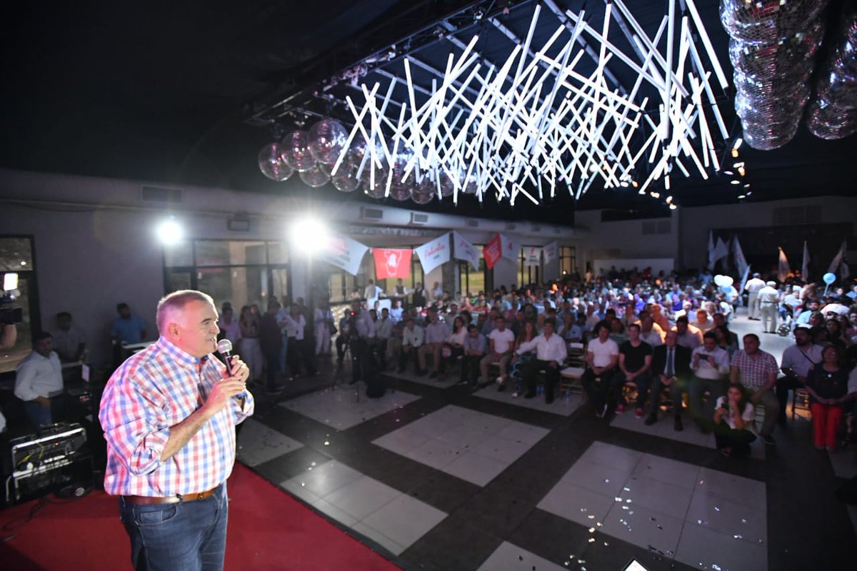 OsvaldoJaldo's tweet photo. 𝗬𝗲𝗿𝗯𝗮 𝗕𝘂𝗲𝗻𝗮 | Con mucha esperanza y con el compromiso que nos caracteriza, hemos compartido un gran encuentro organizado por el ministro Fabián Soria, bajo el lema "Yo me involucro. https://t.co/oI9xqK4vLa