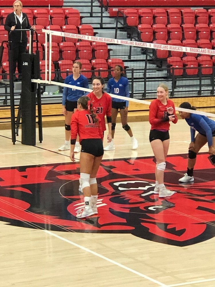 farmcards's tweet photo. Farmington Volleyball advances to the Elite 8 with a 3-0 victory over Arkadelphia in the AAAA State Tournament today! They play the host team Brookland tomorrow at 2:00PM! #ESED #CardinalNation https://t.co/I5BDkOLem3