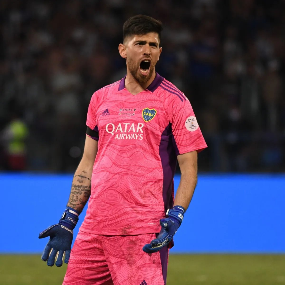 Boca_63's tweet image. Hay arquero/a? Hay arquero/a. VAMOS CARAJO.