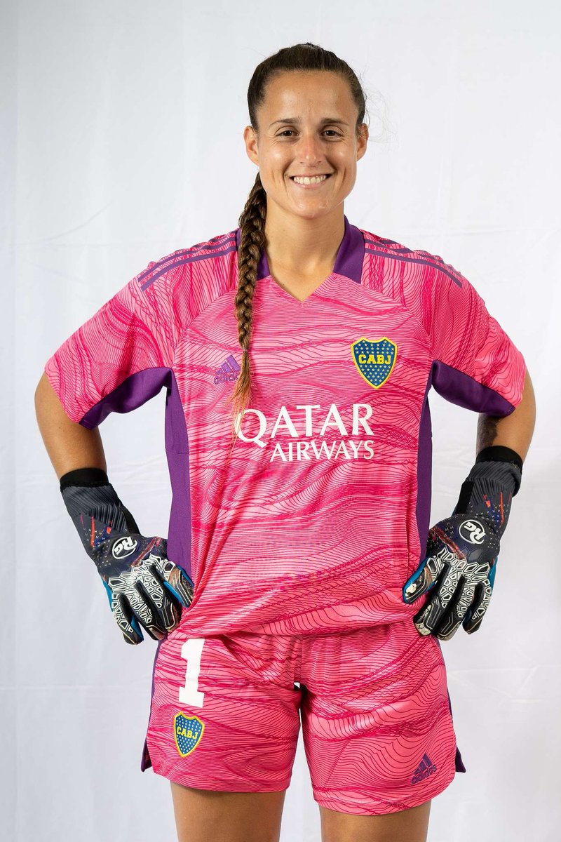 Boca_63's tweet image. Hay arquero/a? Hay arquero/a. VAMOS CARAJO.