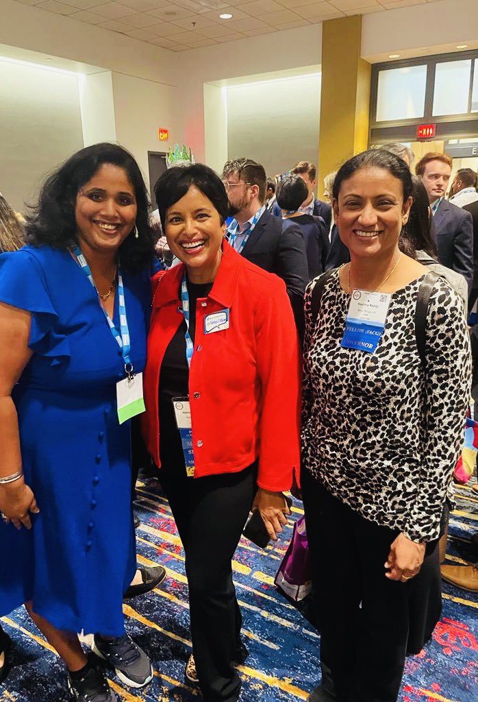 Always an honor to meet her and love her inspiring talks and #mentoringMonday <a href="/NeenaSAbrahamMD/">Neena S Abraham MD MACG FASGE AGAF</a> <a href="/AmCollegeGastro/">ACG</a> #ACG2022IRL #GITwitter