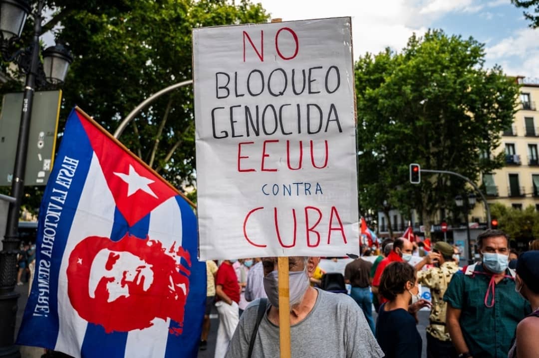 @EVilluendasC @agnes_becerra @anisleyfuentes1 @CamilaGzlez34 @emicuba_ @AdrianaRojasQba @LeivaYosel @ShadowsOfGreys @RojoDCorazn1 @chamberohoy @AlmaguerPerdomo Jamás podrán silenciar a #Cuba.
#BloqueoDigitalVsCuba