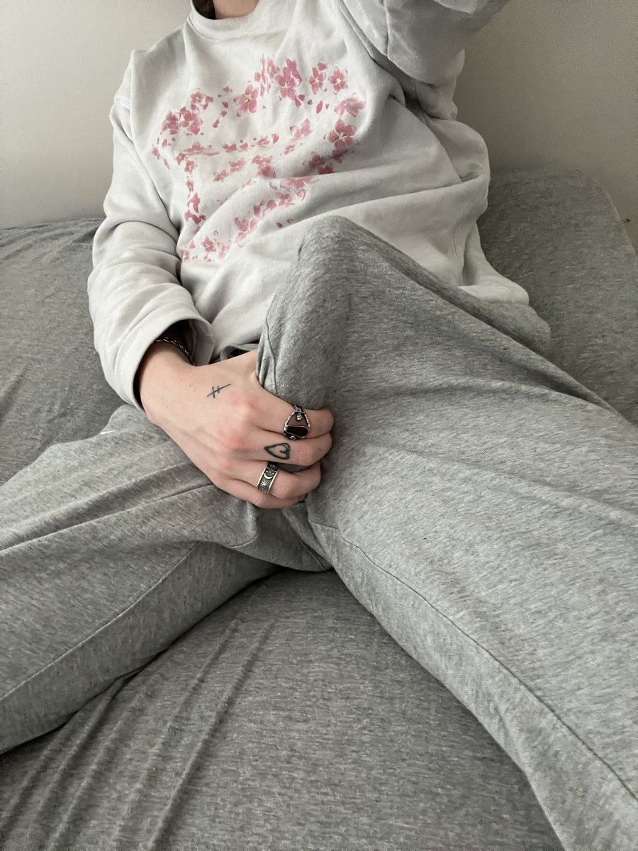 notcodydavis's tweet photo. hey ;) #retweet #onlyfans #LGBTQ #like https://t.co/YMNdHSRV7r