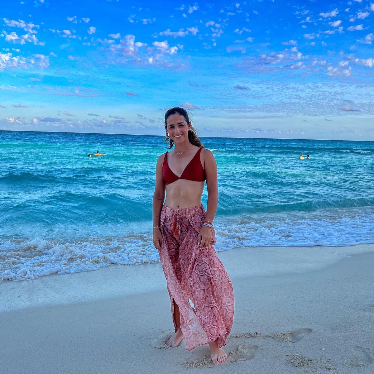 Isabella Fierro tweet media