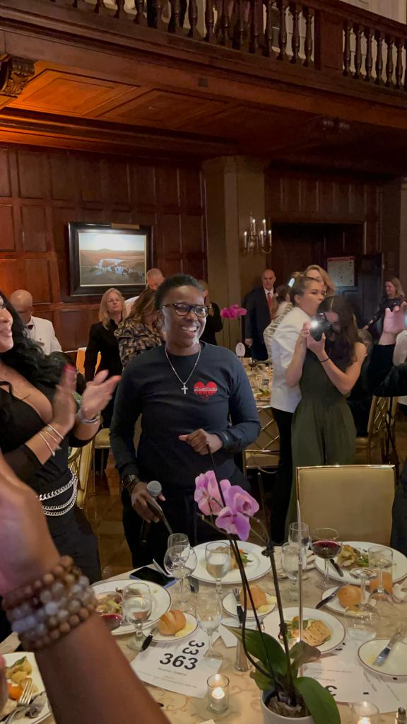 HHPHorg's tweet photo. 6/x Joni founded @heartsmilesmd in 2015 after the Freddie Gray riots in #Baltimore. She works closely with @JohnsHopkinsCAH at the @JohnsHopkinsSPH and @BloombergDotOrg.

Congratulations Joni!

Learn more: https://t.co/bfGEwowZ76 https://t.co/rWsn609SFp