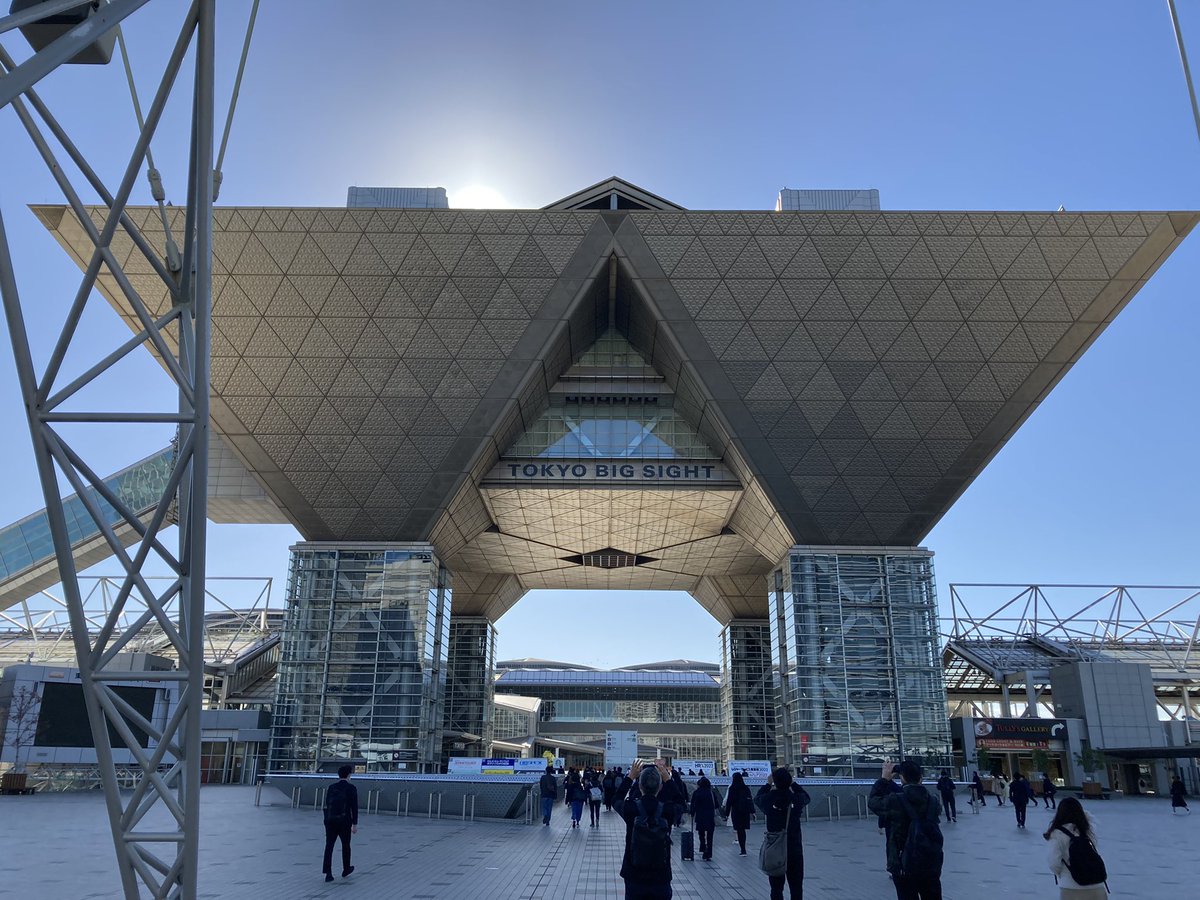 shiny_skyeditor's tweet photo. 今日からしばらく東京に滞在です。

まずは展示会での撮影行ってきます！ https://t.co/F8RHiwwlJi