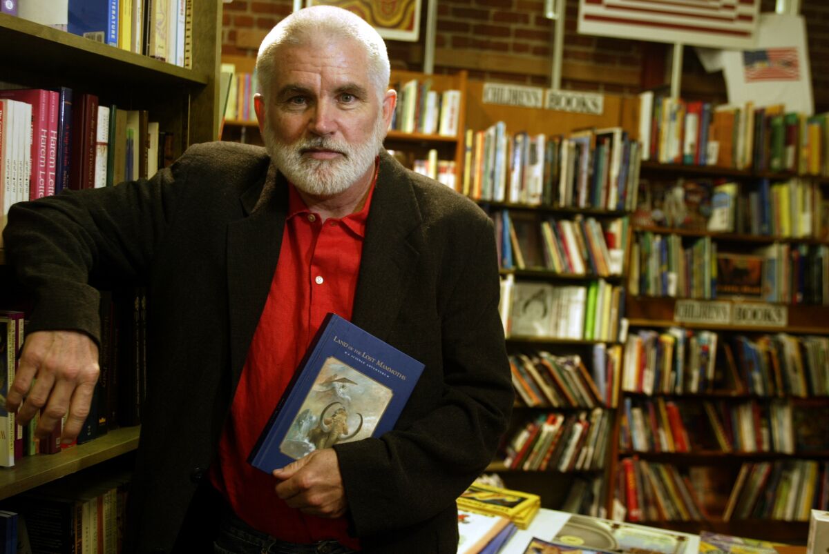 CDN_Dimension's tweet photo. Mike Davis: 1946–2022. Rest in power.🌹 https://t.co/t5f5PAalnQ