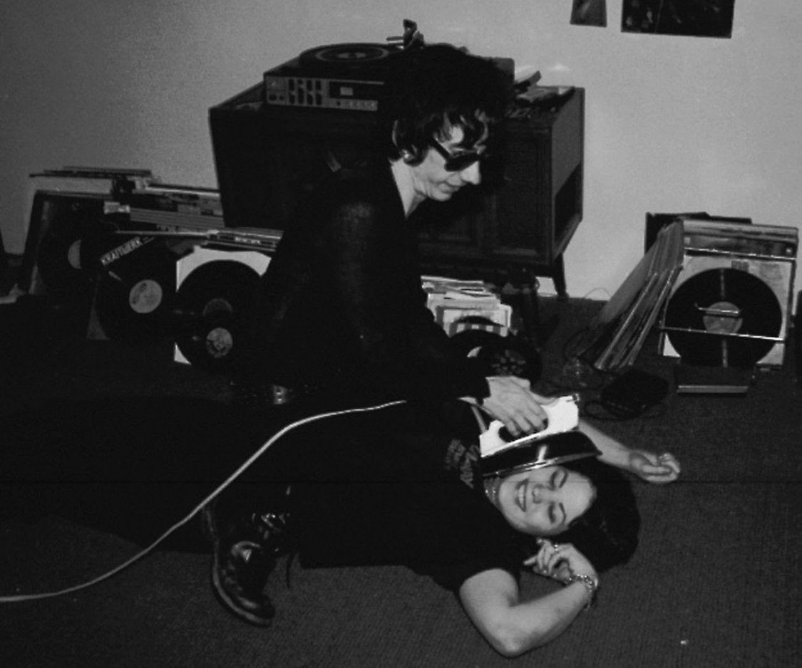 Stiv Bators and Joan Jett. The mother and father of attitude.

#JoanJett #TheRunaways #TheDeadBoys #StivBators #CBGB #NYC #punkhistory #punk #PunkRock #NewYork #NewWave #LordsOfTheNewChurch #goth #Gothic #sexy #gothicgirls