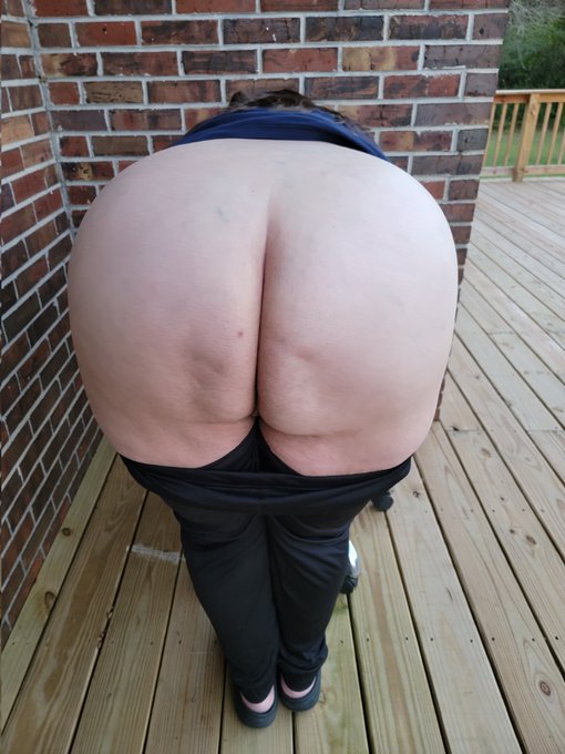 All this booty  #pawg #whooty #milf #bigass #plump #whitebooty https://t.co/8CUHQ57Ehf<a href="/tag/pawg"class="tags">#pawg</a><a href="/tag/whooty"class="tags">#whooty</a><a href="/tag/milf"class="tags">#milf</a><a href="/tag/bigass"class="tags">#bigass</a><a href="/tag/plump"class="tags">#plump</a><a href="/tag/whitebooty"class="tags"><span>#whitebooty</span></a>