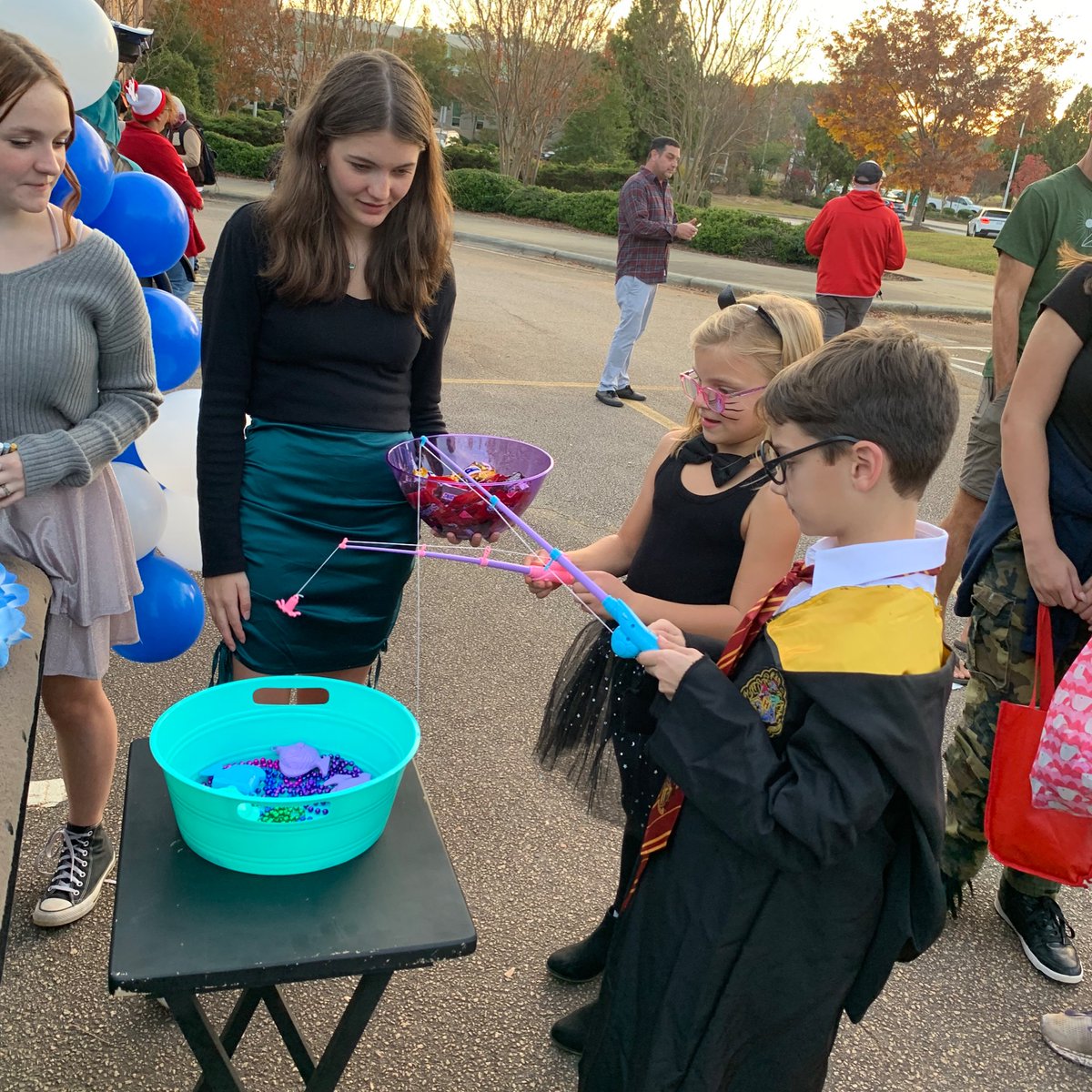 Lacey Peckham tweet media