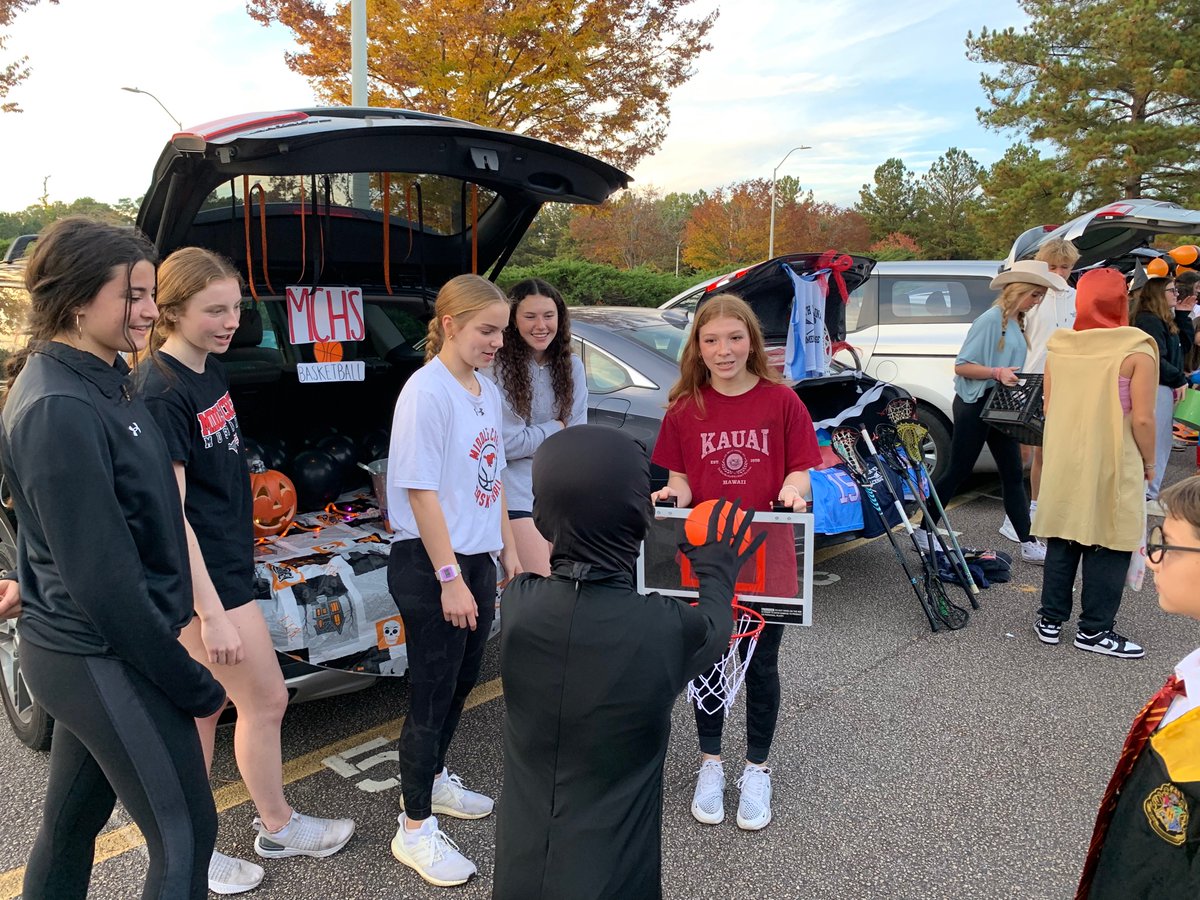 Lacey Peckham tweet media