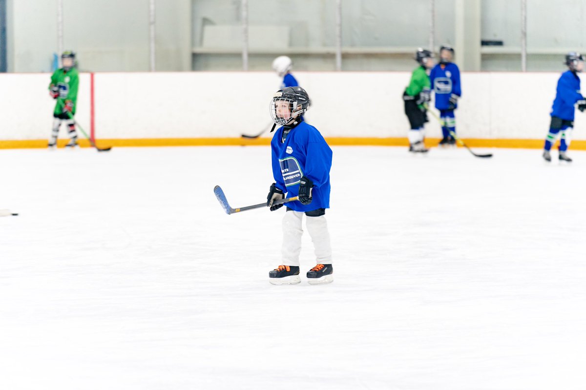 NorthVanMHA's tweet photo. Ready for the puck π
#hockey #ice #vancouverhockey #hockeyskill #hockeytraining #hockeylife #skillforlife #northvanMHA #nvmha #icehockey #vancouver #northvanhockey #playerdevelopment #minorhockey #welovehockey https://t.co/FLU5iHm8iT