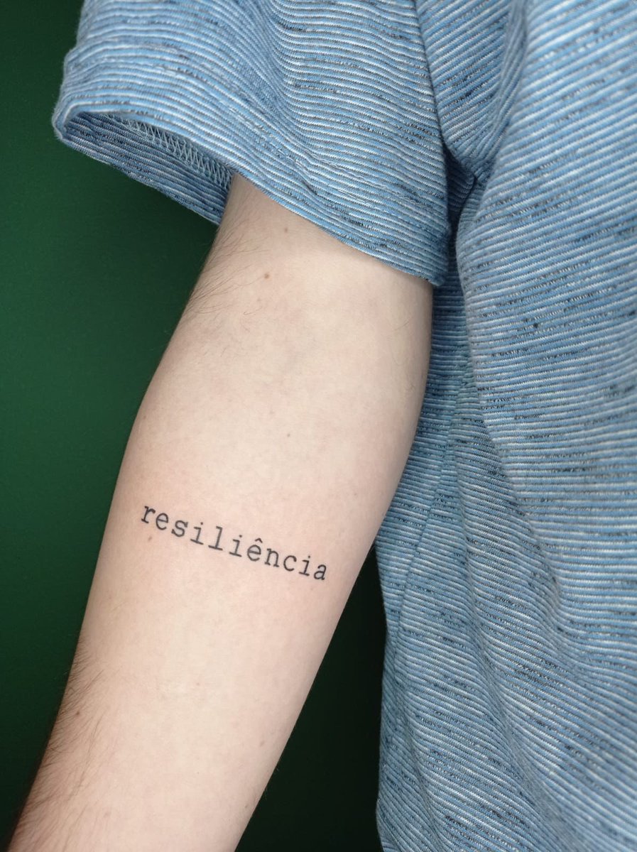 fabricioooohm's tweet photo. Primeira tattoo, da tribo para sempre da tribo! @juliabs03 @Gaules ❤️ https://t.co/WcIqpMS2ZD