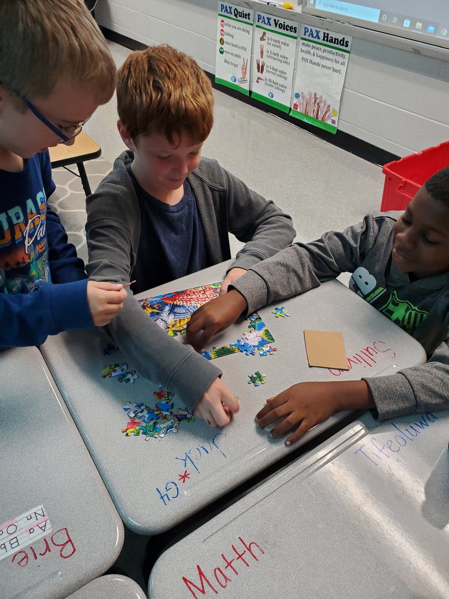 JFB3rdGray's tweet photo. Collaboration turns out to be a key ingredient for successful puzzle completion! Loved watching their perseverance today! @JFBKnights https://t.co/vKv0DKmVpO