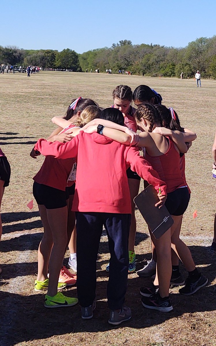 Cententrack's tweet photo. So proud of these young ladies. They have represented CHS well. https://t.co/fs5jjlqdI9