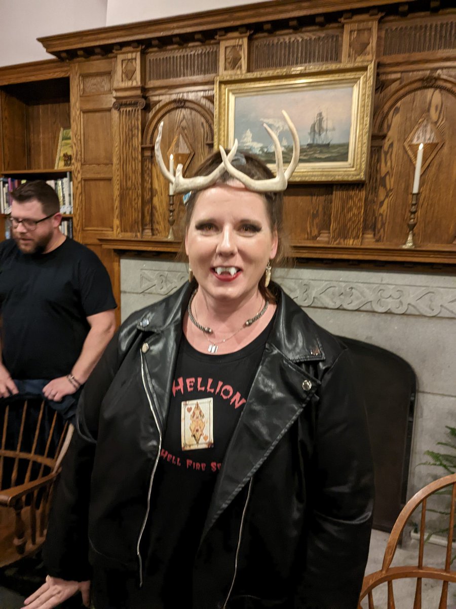 Author_Lydia's tweet photo. I had an amazing time at Spooky Local Authors Roundtable tonight at the Gardiner Public Library! It was such a blast to chat with Joshua Marsella and Glenn Rolfe two very talented writers! Thank you GPL for hosting this event!
https://t.co/L4ZCGbIaYu
#thehellfireseries https://t.co/4Oj9RHMM5I