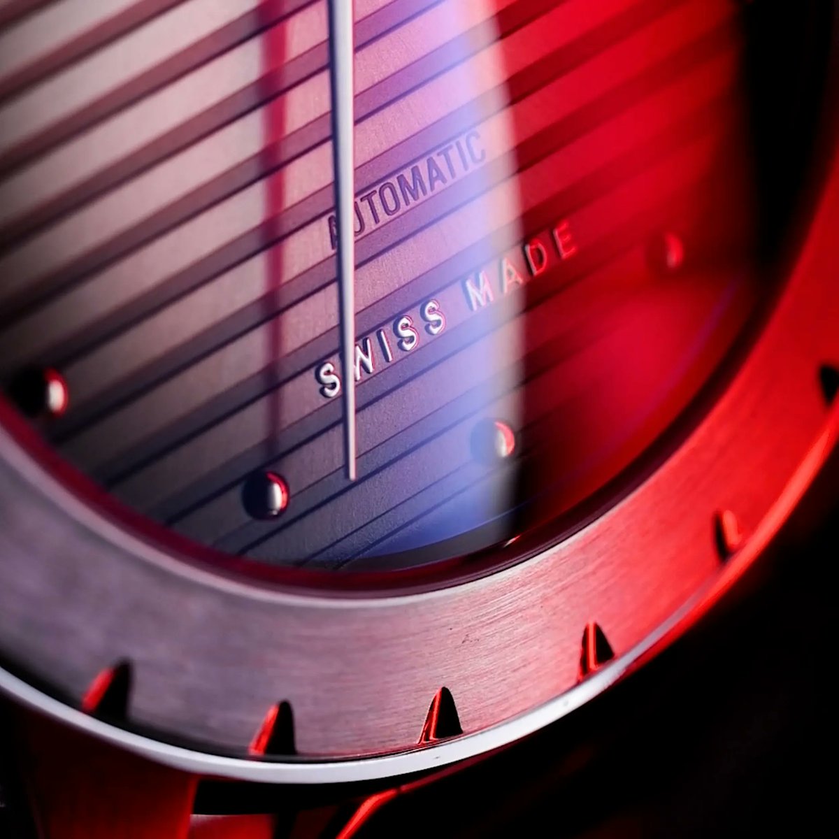 NoveWatch's tweet photo. Up close and personal 😍 #ModenaAutomatic #novewatch
. 
BUY NOW 👉 https://t.co/G9tFTa4KFz https://t.co/aLMKl3Vz2B