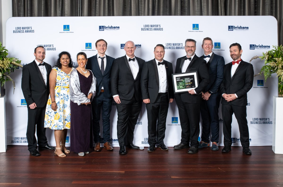 RedEyeApps's tweet image. We're honoured to have our ground-breaking work in predicting and preventing bushfires, recognised with a special mention in the 2022 Accenture Australia Award for Product Innovation.  

 #LordMayorsBusinessAwards #LMBA #RedEye