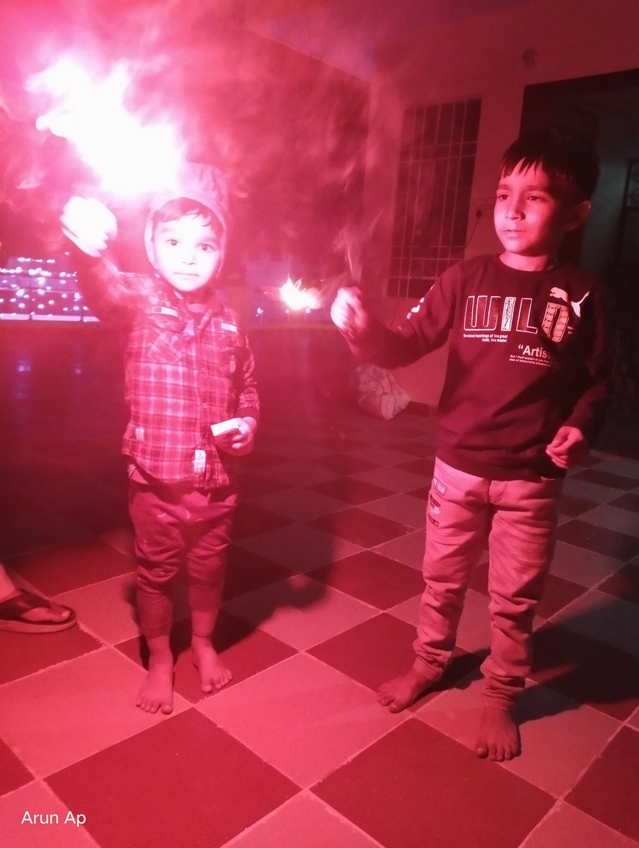 arunpanwar1996's tweet photo. मामा भांजा की जोड़ी https://t.co/sDTCIK7txZ